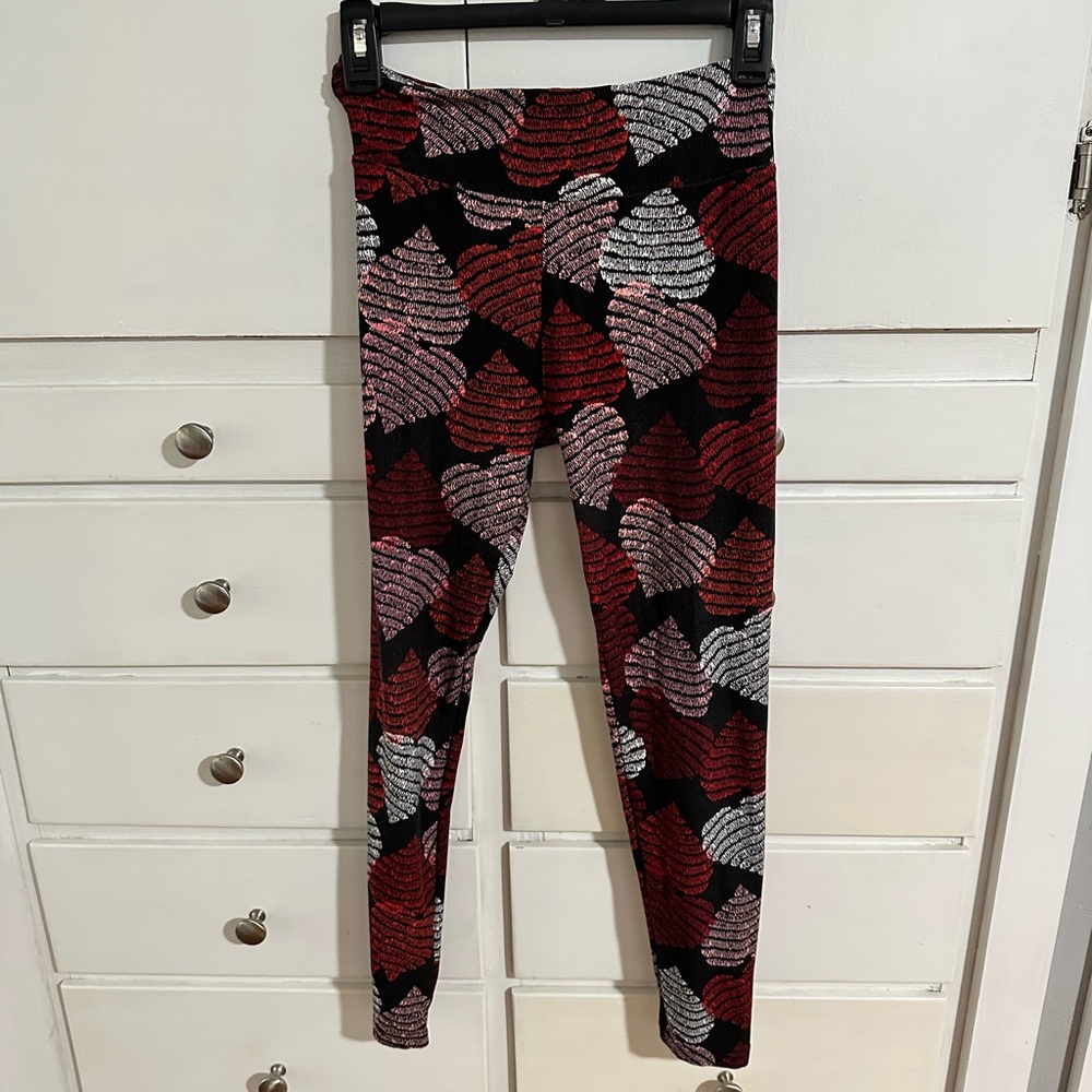 🎇5 for $15 bundle🎇 Heart print Lularoe leggings